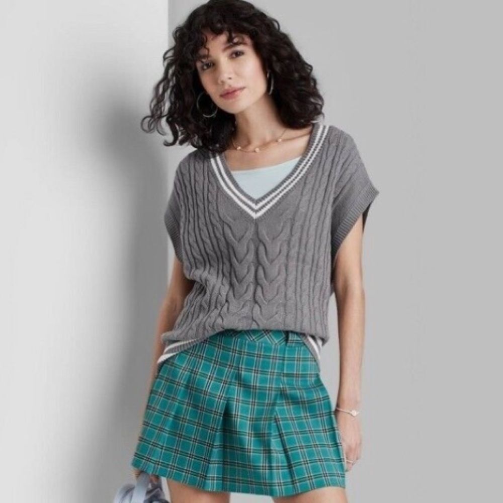 Wild Fable Small Women’s Oversized Grey Sweater Vest